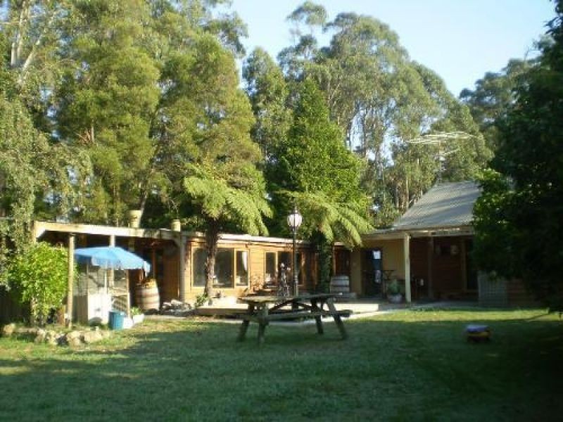 1420 Jacksons Track, Jindivick VIC 3818