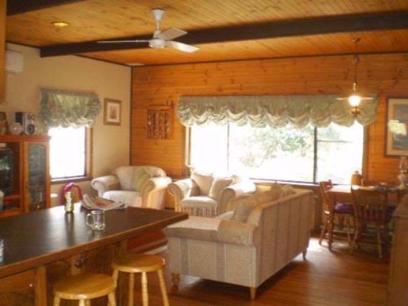 1420 Jacksons Track, Jindivick VIC 3818