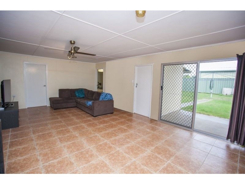 11 Evans Street, Chinchilla QLD 4413