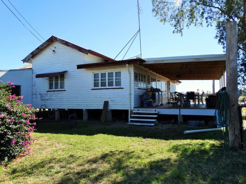 Woodvale 2083 B Tennysons Road, Chinchilla QLD 4413