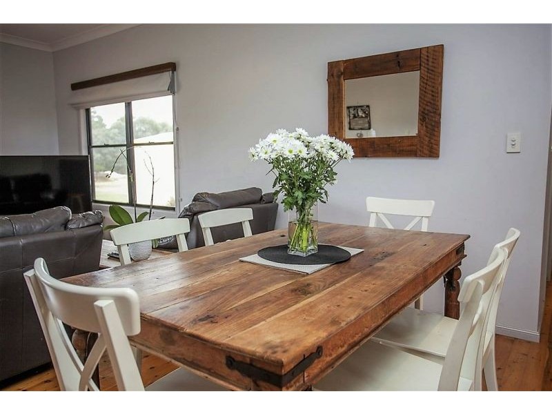 No. 74 Ainsworth Street, Chinchilla QLD 4413