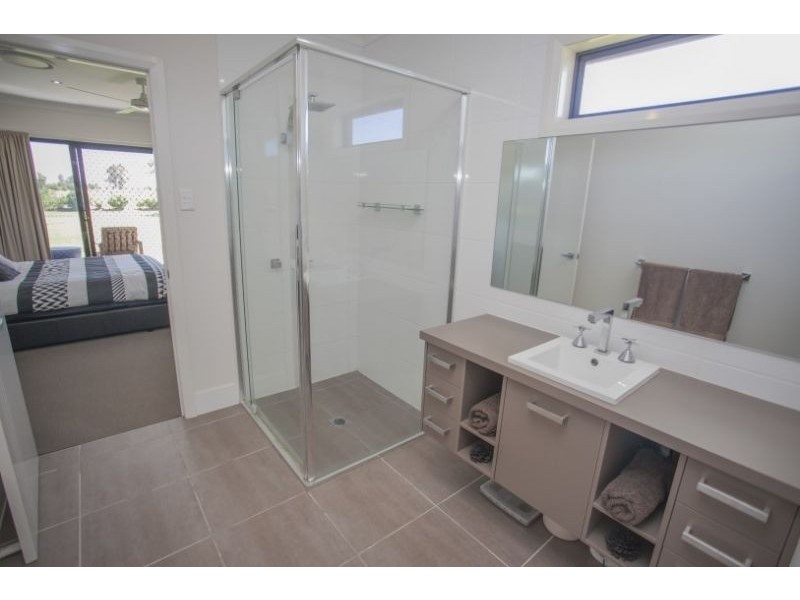 73 Elder Street, Chinchilla QLD 4413