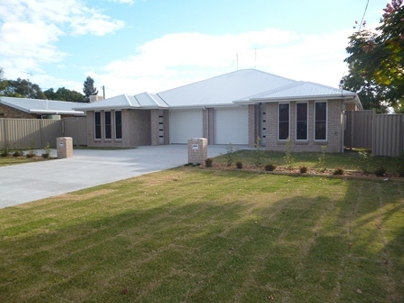 2/49 King Street, Chinchilla QLD 4413