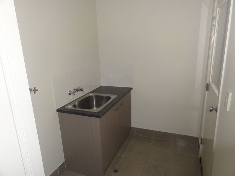 6 Henry Court, Tara QLD 4421