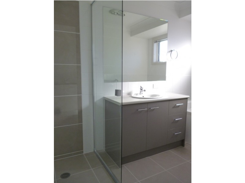 5 Hookswood Road, Miles QLD 4415