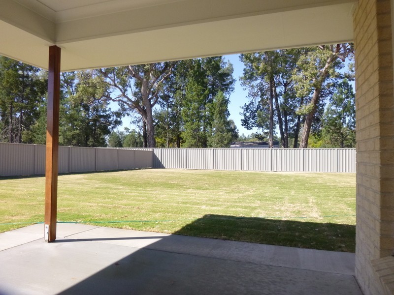 139 Cypress Pines Drive, Miles QLD 4415