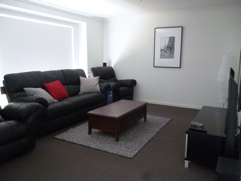 21 Acacia Drive, Miles QLD 4415