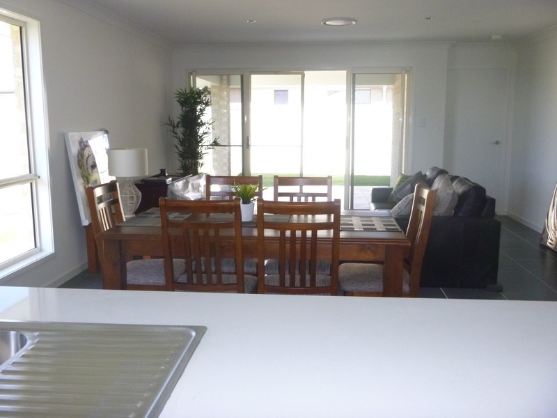 21 Acacia Drive, Miles QLD 4415