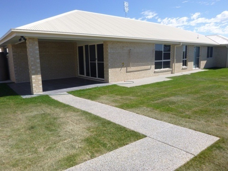 21 Acacia Drive, Miles QLD 4415