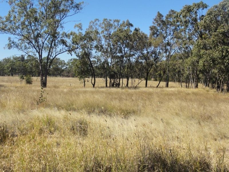 38593 Leichhardt Highway, Miles QLD 4415