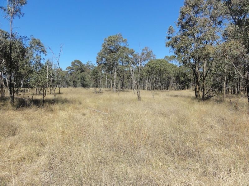 38593 Leichhardt Highway, Miles QLD 4415