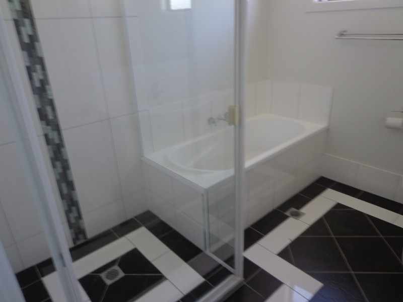 1/6 Holland Street, Chinchilla QLD 4413