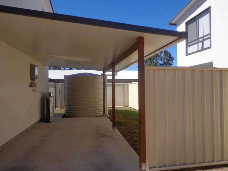 1/6 Holland Street, Chinchilla QLD 4413