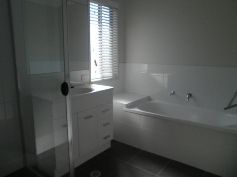 11 Tomlinson Court, Chinchilla QLD 4413