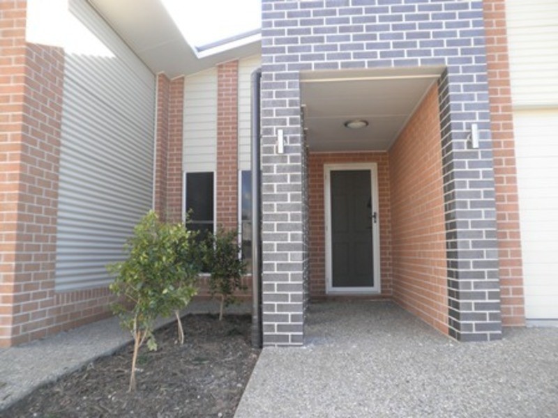17 Cypress Pines Drive, Miles QLD 4415