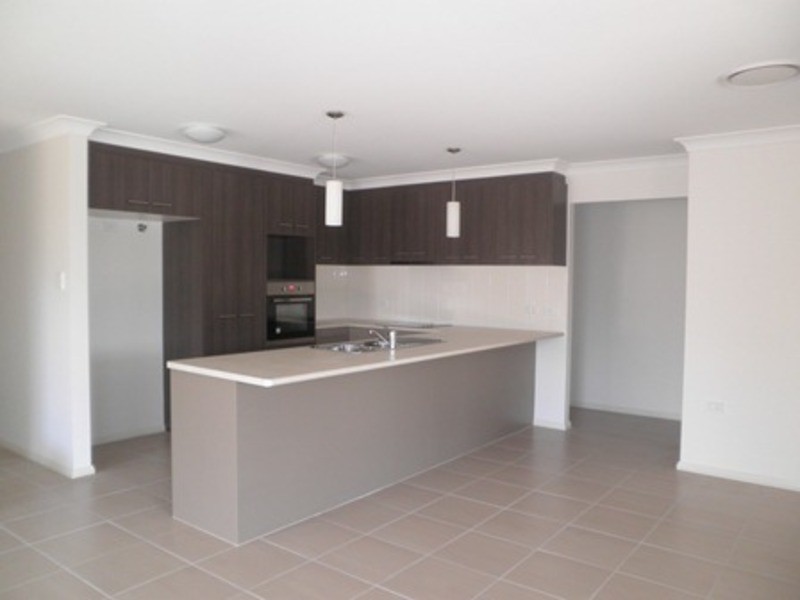 17 Cypress Pines Drive, Miles QLD 4415