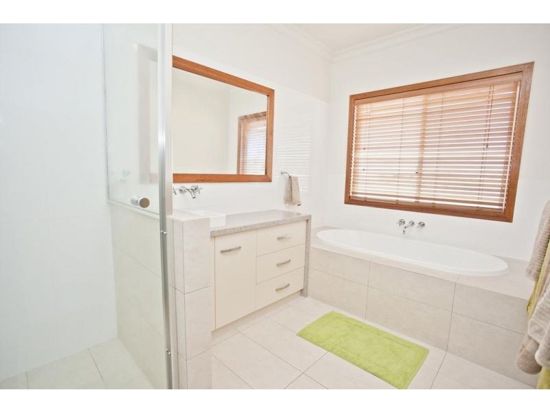 18 Beech Court, Chinchilla QLD 4413