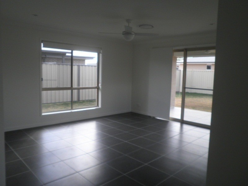 2/24 Skewis Street, Chinchilla QLD 4413