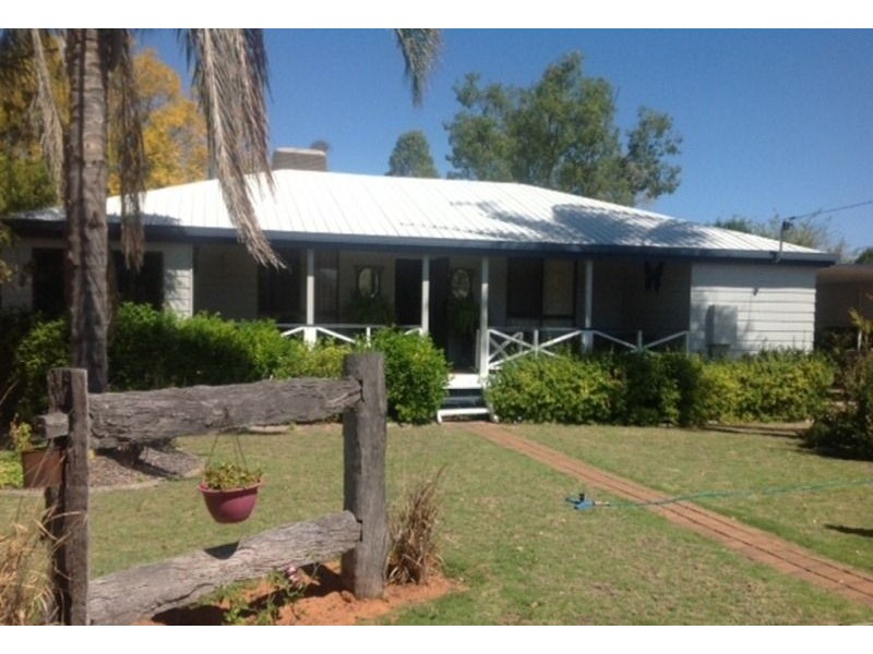 36 Durah Street, Chinchilla QLD 4413