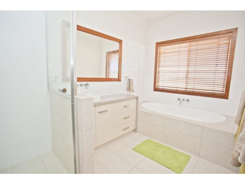 18 Beech Court, Chinchilla QLD 4413