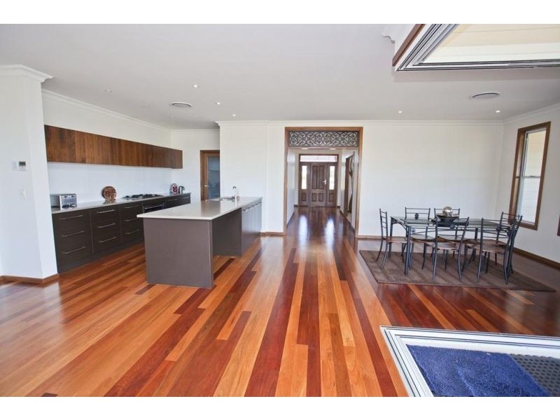 18 Beech Court, Chinchilla QLD 4413