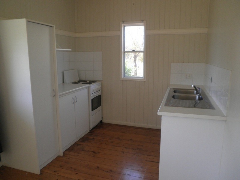 1/13 Wood Street, Chinchilla QLD 4413