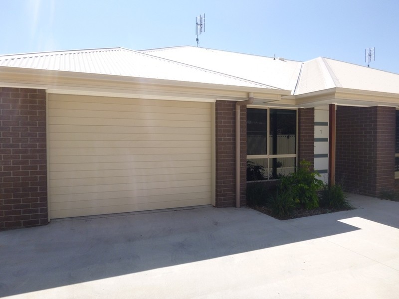 1/10 Heeney Street, Chinchilla QLD 4413