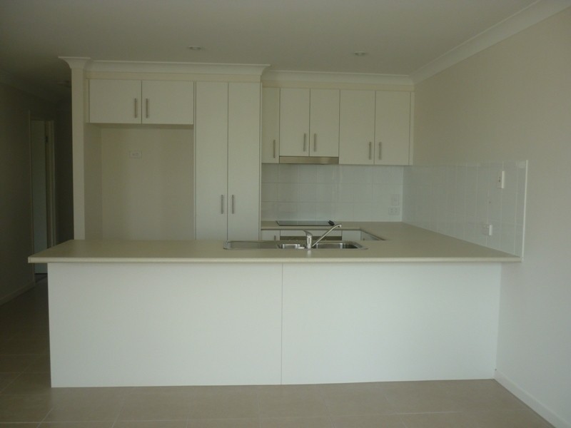 8 Lewis Street, Chinchilla QLD 4413