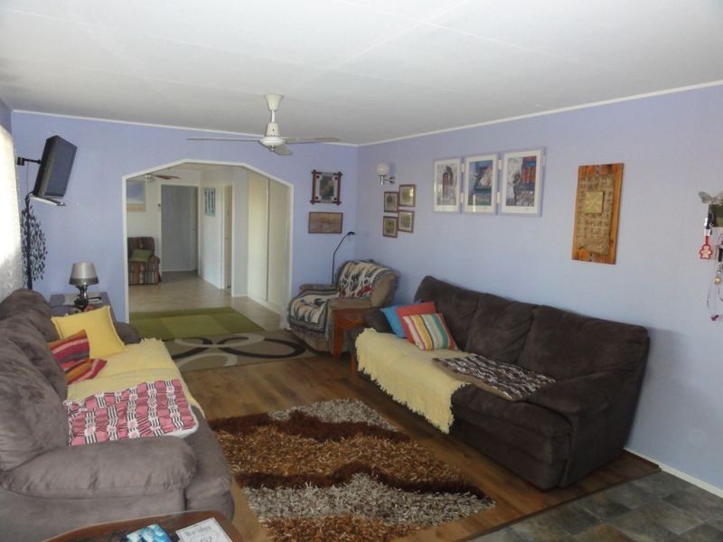 64 Gates Road, Chinchilla QLD 4413