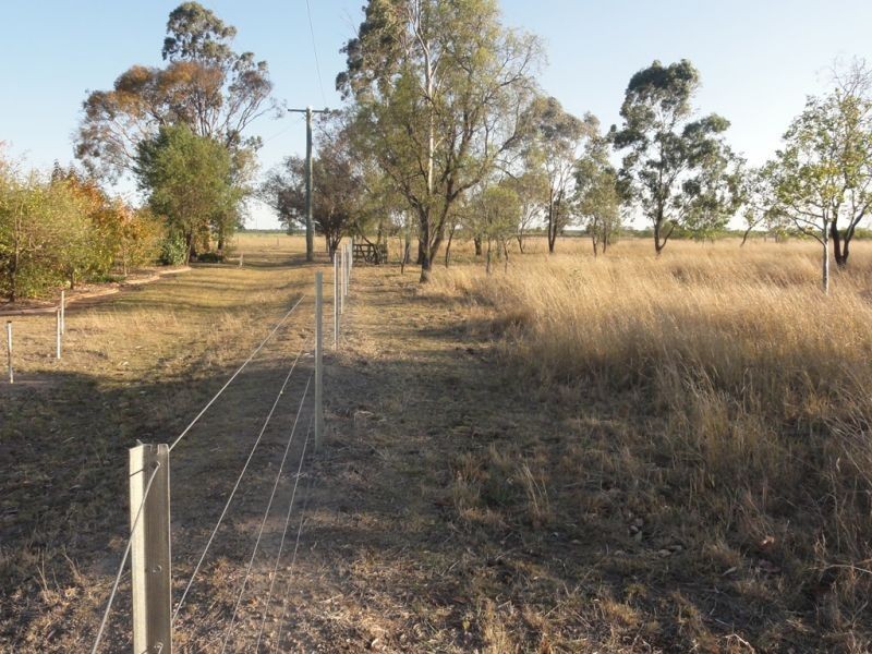 64 Gates Road, Chinchilla QLD 4413