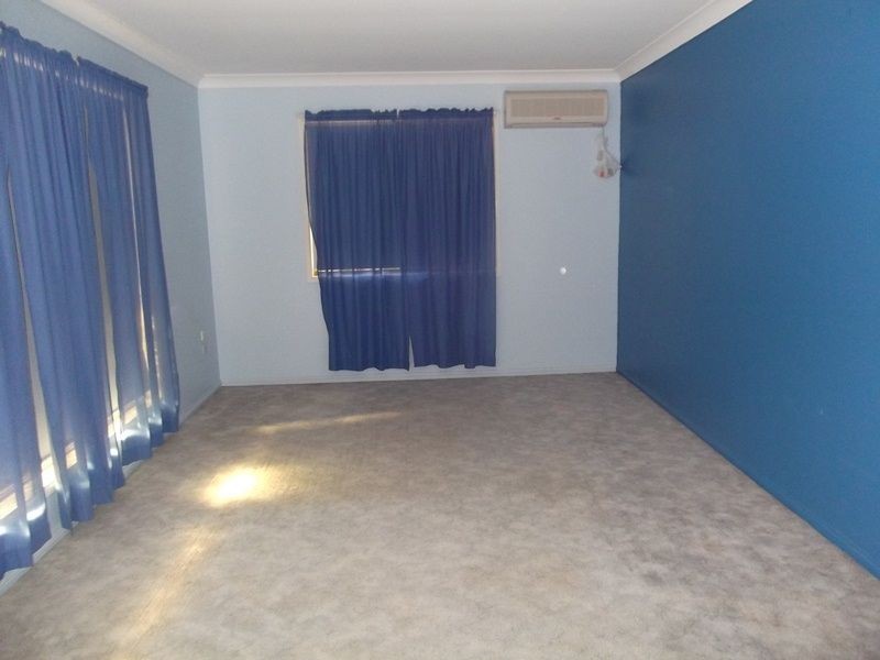 10 Scouller Street, Chinchilla QLD 4413
