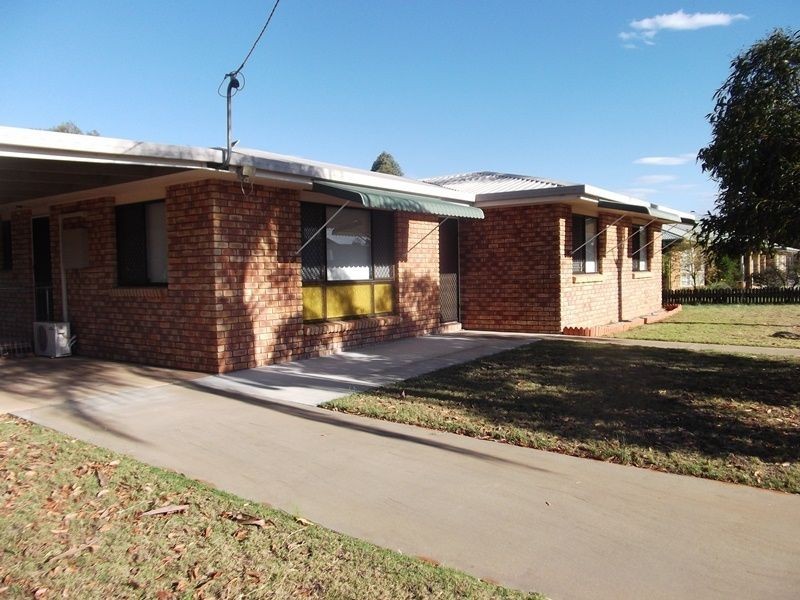 10 Scouller Street, Chinchilla QLD 4413