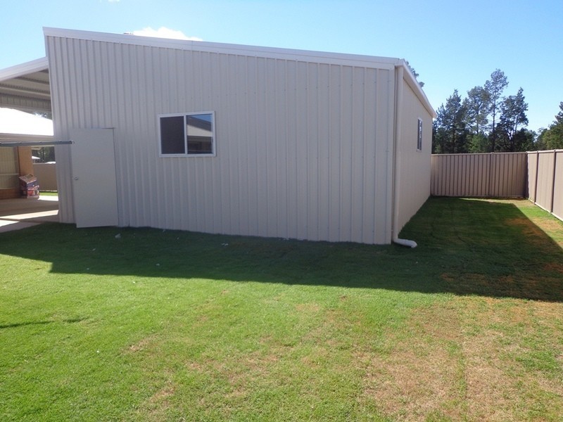 143 Cypress Pines Drive, Miles QLD 4415