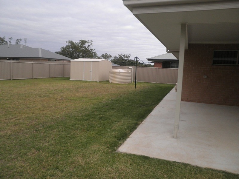 149 Cypress Pines Drive, Miles QLD 4415