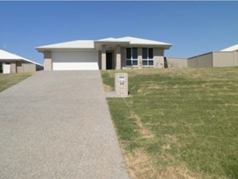 22  Cypress Pines Drive, Miles QLD 4415