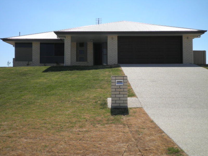 33 Cypress Pines Drive, Miles QLD 4415