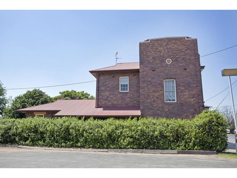 15 Chinchilla Street, Chinchilla QLD 4413