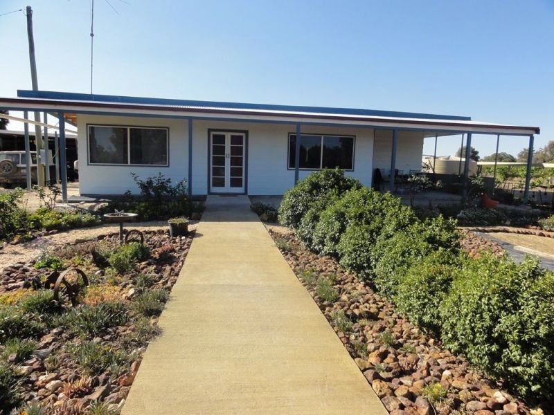 78 Tolmah Court, Tara QLD 4421