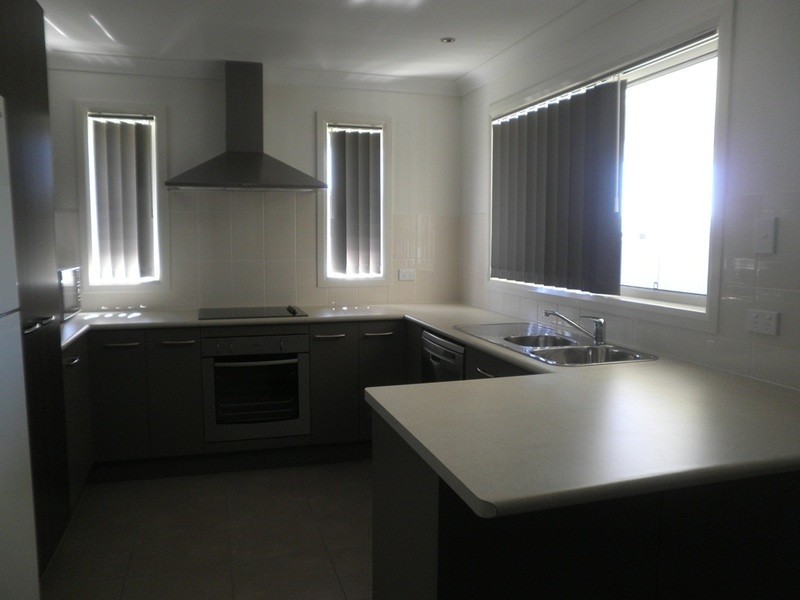 20  Cypress Pines Drive, Miles QLD 4415