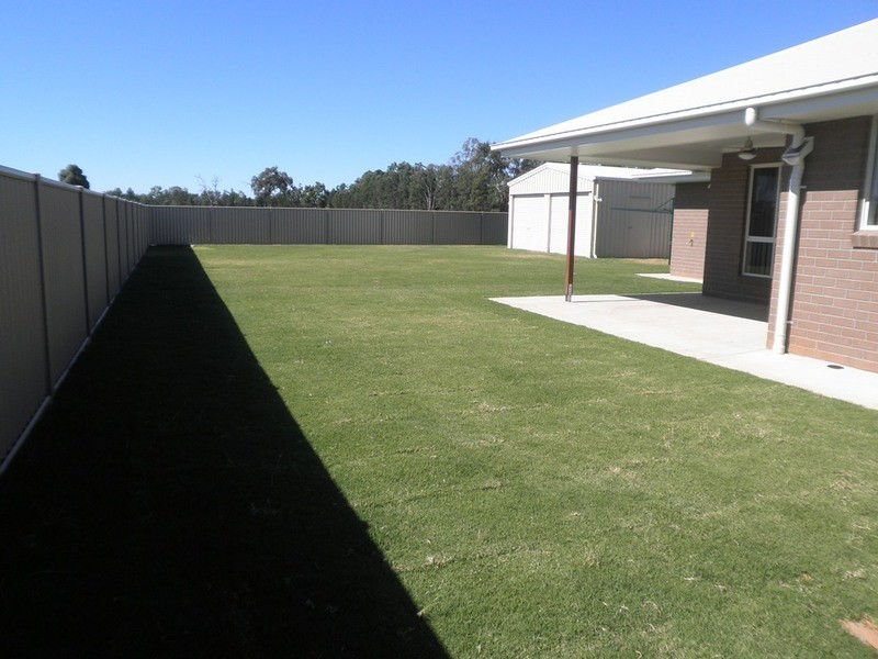 20  Cypress Pines Drive, Miles QLD 4415