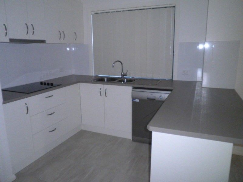 1/3 Pendergast Street, Chinchilla QLD 4413