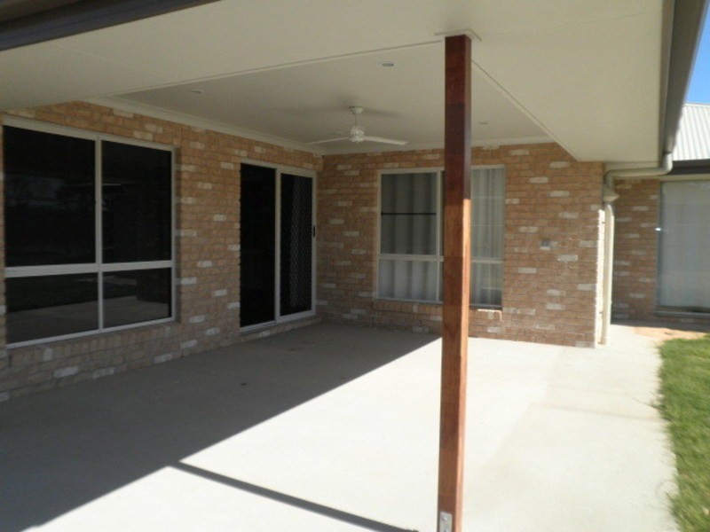 27 CYPRESS PINES DRIVE, Miles QLD 4415