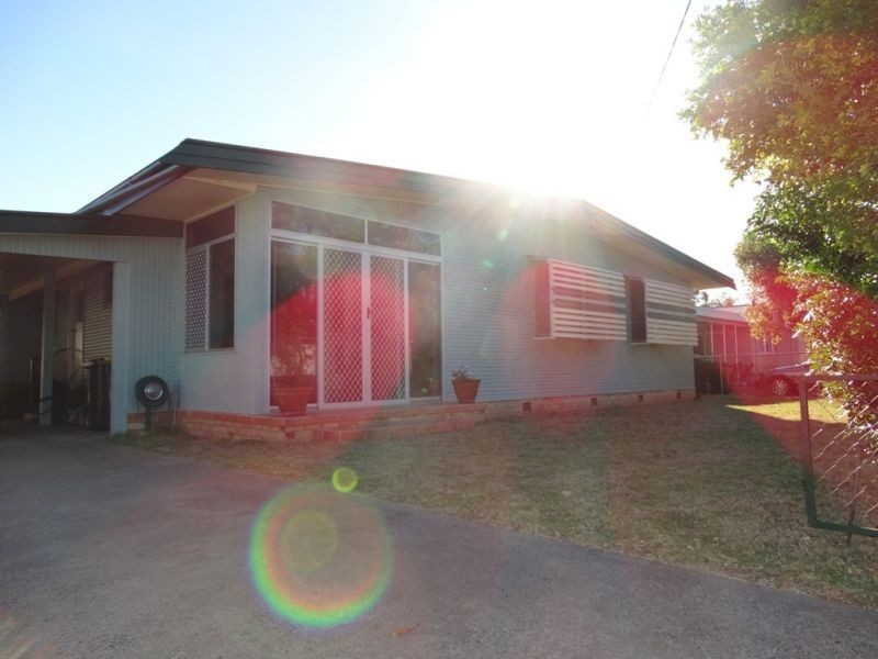 32 Villiers Street, Chinchilla QLD 4413