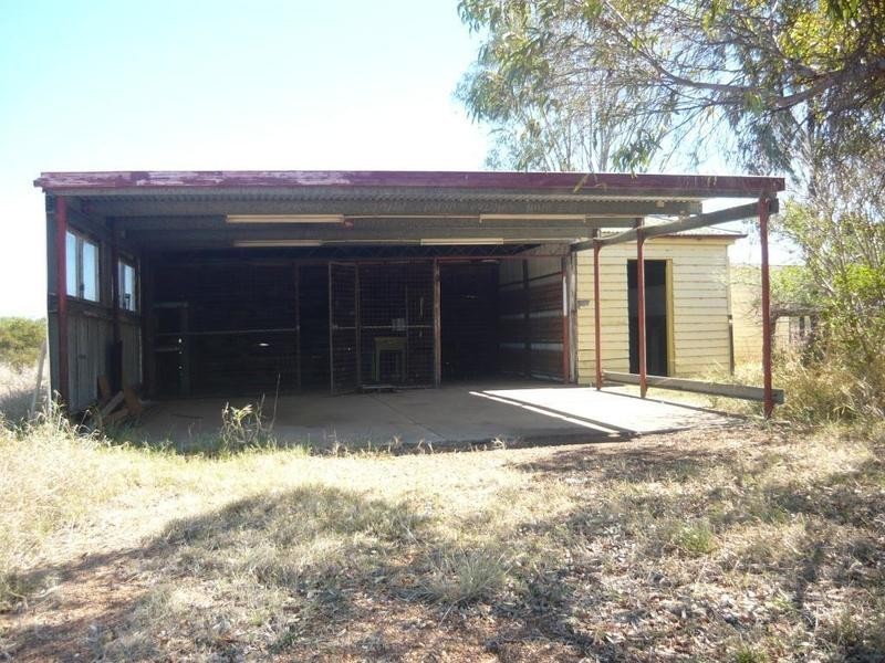 38672 Leichhardt Highway, Miles QLD 4415