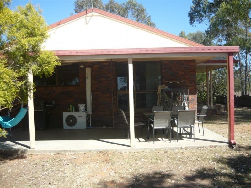 86 Auburn Road, Chinchilla QLD 4413