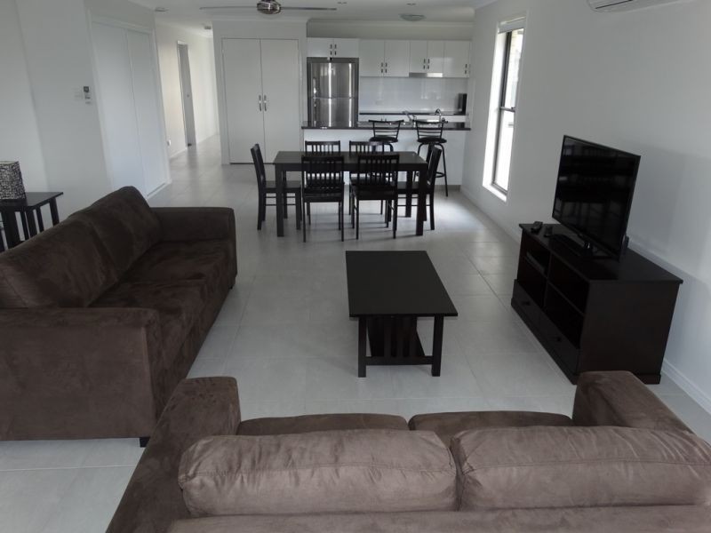 1/7 Dudley Street, Chinchilla QLD 4413