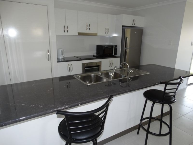 2/7 Dudley Street, Chinchilla QLD 4413
