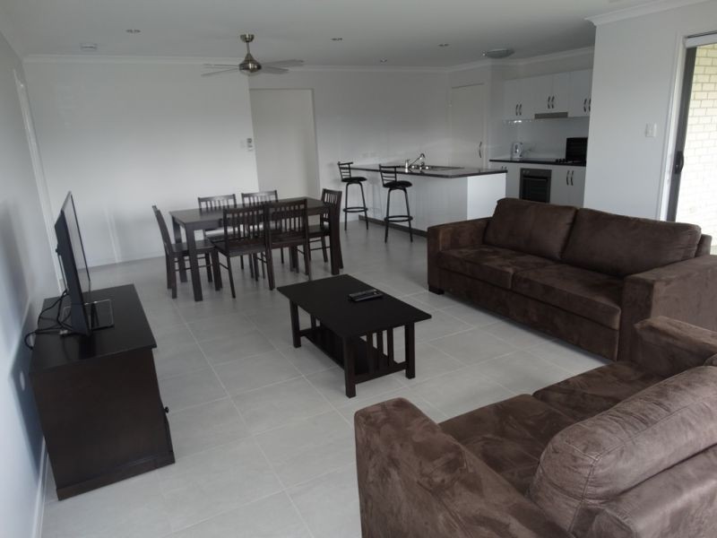 2/7 Dudley Street, Chinchilla QLD 4413