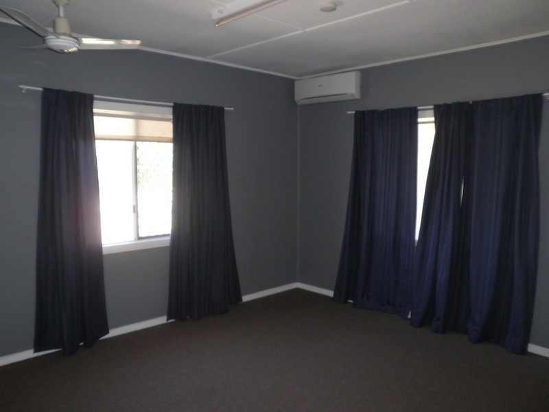 22 Evans St, Chinchilla QLD 4413