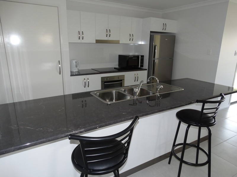 2/7 Dudley Street, Chinchilla QLD 4413